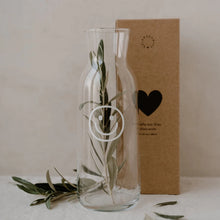 Lade das Bild in den Galerie-Viewer, Karaffe Smiley weiß