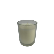 Lade das Bild in den Galerie-Viewer, Glas Kerze - Laundry Line