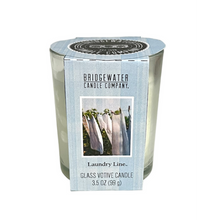 Lade das Bild in den Galerie-Viewer, Glas Kerze - Laundry Line
