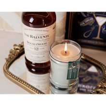 Lade das Bild in den Galerie-Viewer, Kerze im Glas - Amber & Emerald