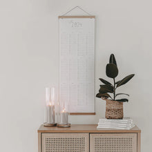 Lade das Bild in den Galerie-Viewer, Wandkalender 2024