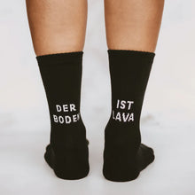 Lade das Bild in den Galerie-Viewer, Socken Lava - schwarz