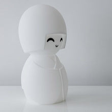 Lade das Bild in den Galerie-Viewer, Stehlampe Kokeshi