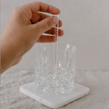 Lade das Bild in den Galerie-Viewer, Strohhalme Hello Love aus Glas, weiß