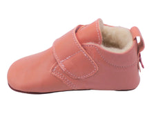 Lade das Bild in den Galerie-Viewer, Krabbelschuh Basic gefüttert - Altrosa
