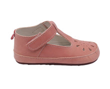 Lade das Bild in den Galerie-Viewer, Krabbelschuhe - Tausendsassa