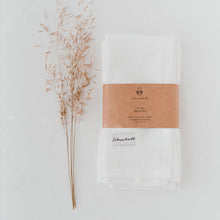 Lade das Bild in den Galerie-Viewer, Leinen Servietten Weiss im 4er Set
