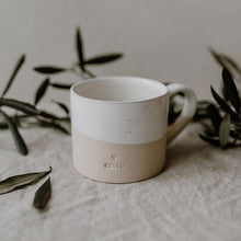 Lade das Bild in den Galerie-Viewer, Tasse Hello