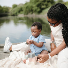 Lade das Bild in den Galerie-Viewer, Nesting Stars