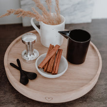 Lade das Bild in den Galerie-Viewer, Drehteller aus Eiche