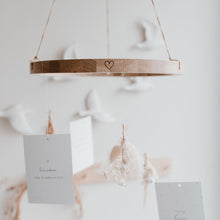 Lade das Bild in den Galerie-Viewer, Holzkranz aus Eiche