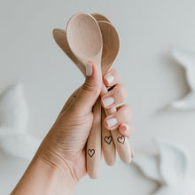 Lade das Bild in den Galerie-Viewer, Holzlöffel Herz