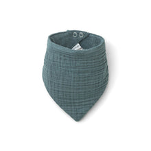 Lade das Bild in den Galerie-Viewer, Andrea Lätzchen 2er Pack - whale blue/faune green