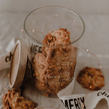 Lade das Bild in den Galerie-Viewer, Vorratsglas sweet Christmas 19cm