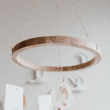 Lade das Bild in den Galerie-Viewer, Holzkranz aus Eiche