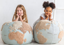 Lade das Bild in den Galerie-Viewer, Weltkarten Sitzsack