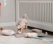 Lade das Bild in den Galerie-Viewer, Bunny size 4, Strickkleid