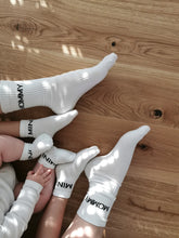 Lade das Bild in den Galerie-Viewer, MOMMY Socken