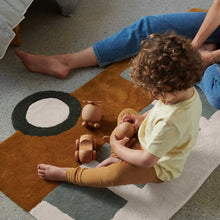 Lade das Bild in den Galerie-Viewer, Jena Bus Teppich - golden caramel