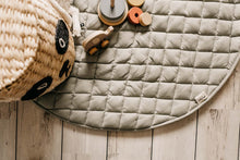 Lade das Bild in den Galerie-Viewer, Baby Spielmatte - meadow green