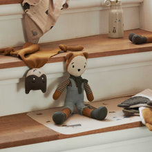 Lade das Bild in den Galerie-Viewer, Robert Bärenpuppe - Mr Bear, golden caramel