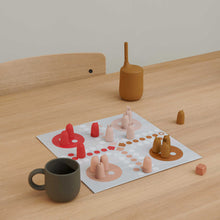 Lade das Bild in den Galerie-Viewer, Sarah Ludo-Spiel - rose