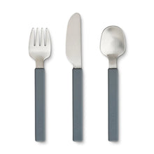 Lade das Bild in den Galerie-Viewer, Adrian Kinder Besteckest - whale blue
