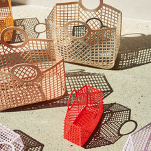 Lade das Bild in den Galerie-Viewer, Samantha Korb - yellow mellow