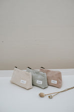 Lade das Bild in den Galerie-Viewer, Etui Vik