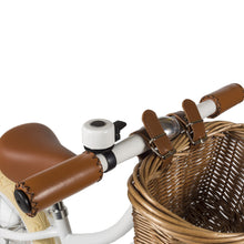 Lade das Bild in den Galerie-Viewer, First Go - white