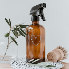 Lade das Bild in den Galerie-Viewer, Sprühflasche Herz