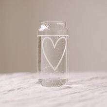 Lade das Bild in den Galerie-Viewer, Hohes Trinkglas - Herz