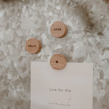 Lade das Bild in den Galerie-Viewer, Holzmagnete im 3er Set - Hello Love