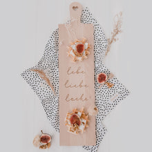 Lade das Bild in den Galerie-Viewer, Schneidebrett Lebe Liebe Lache