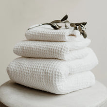 Lade das Bild in den Galerie-Viewer, Handtuch Waffeloptik 70x50cm