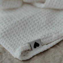 Lade das Bild in den Galerie-Viewer, Handtuch Waffeloptik 50x30cm