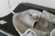 Lade das Bild in den Galerie-Viewer, Wickeltuch Runa