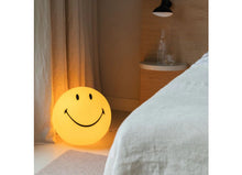 Lade das Bild in den Galerie-Viewer, Smiley Lampe - XL
