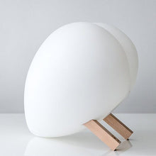 Lade das Bild in den Galerie-Viewer, LIA Lampe
