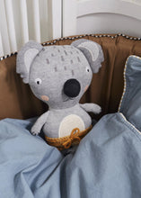 Lade das Bild in den Galerie-Viewer, Baby Anton Koala - Multi
