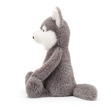Lade das Bild in den Galerie-Viewer, Bashful Wolf medium
