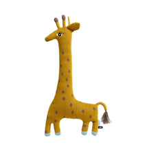 Lade das Bild in den Galerie-Viewer, Noah Giraffe - Curry
