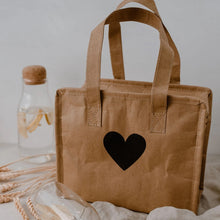 Lade das Bild in den Galerie-Viewer, Kühltasche Herz
